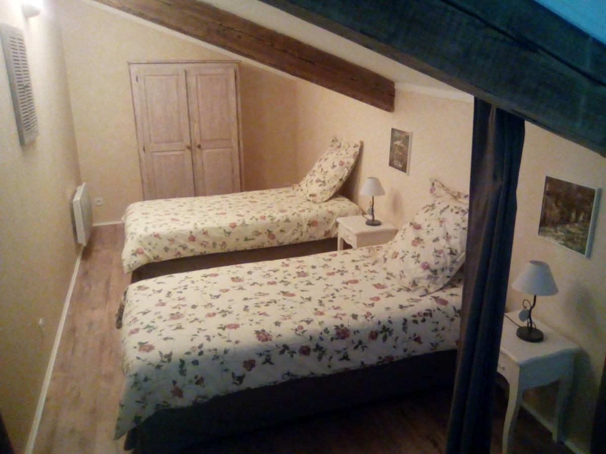 Chambre D'Hotes - Le Safran Du Val D'Or Anneyron Bagian luar foto